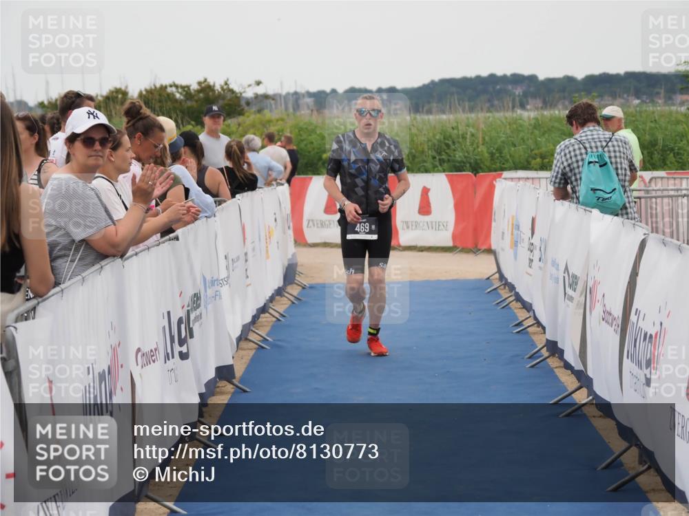 22.06.2025 - Viking Triathlon MichiJ http://msf.ph/oto/8130773 22.06.2025 15:32:56 Ziel 469 meine-sportfotos.de