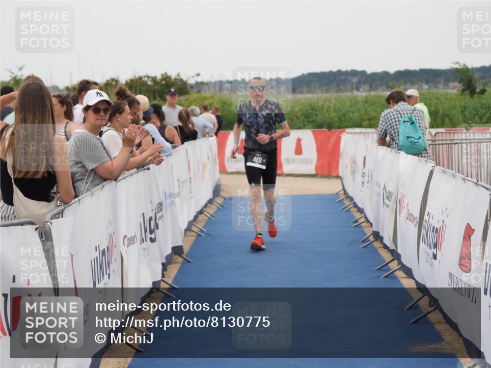 22.06.2025 - Viking Triathlon MichiJ http://msf.ph/oto/8130775 22.06.2025 15:32:56 Ziel 469 meine-sportfotos.de