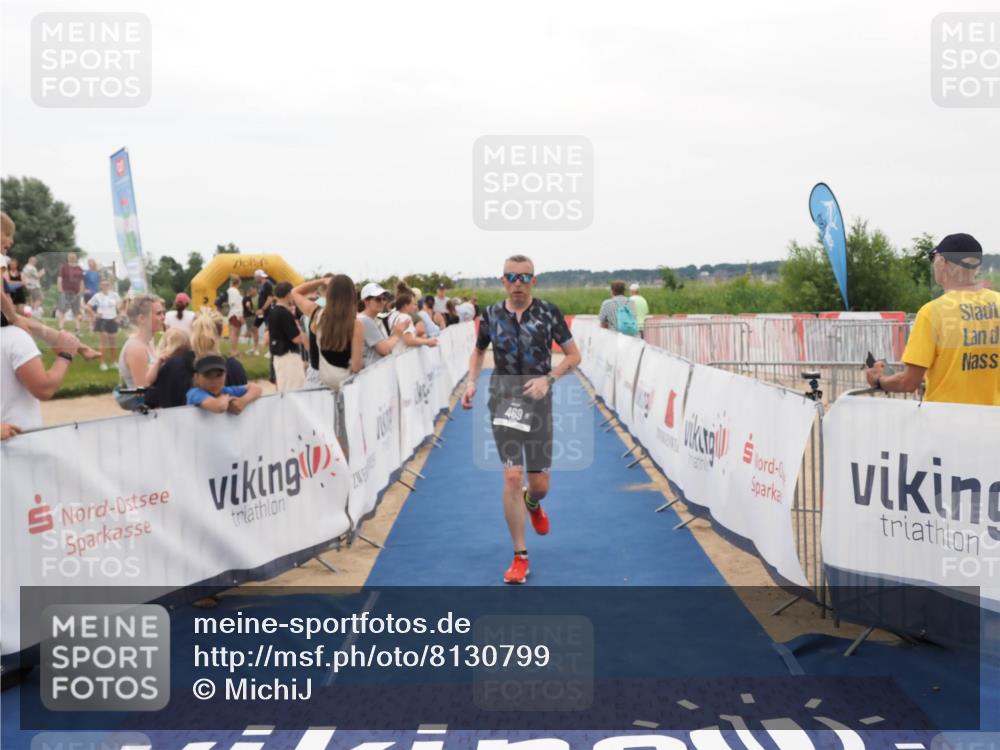 22.06.2025 - Viking Triathlon MichiJ http://msf.ph/oto/8130799 22.06.2025 15:32:59 Ziel 469 meine-sportfotos.de