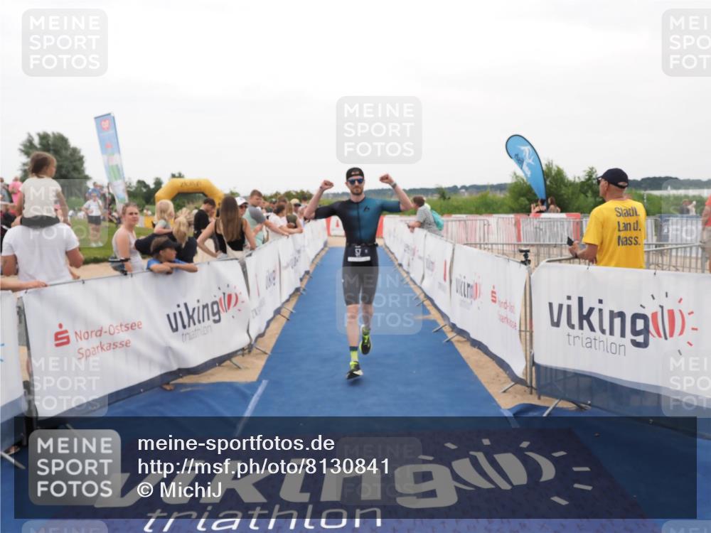 22.06.2025 - Viking Triathlon MichiJ http://msf.ph/oto/8130841 22.06.2025 15:33:50 Ziel 57 meine-sportfotos.de