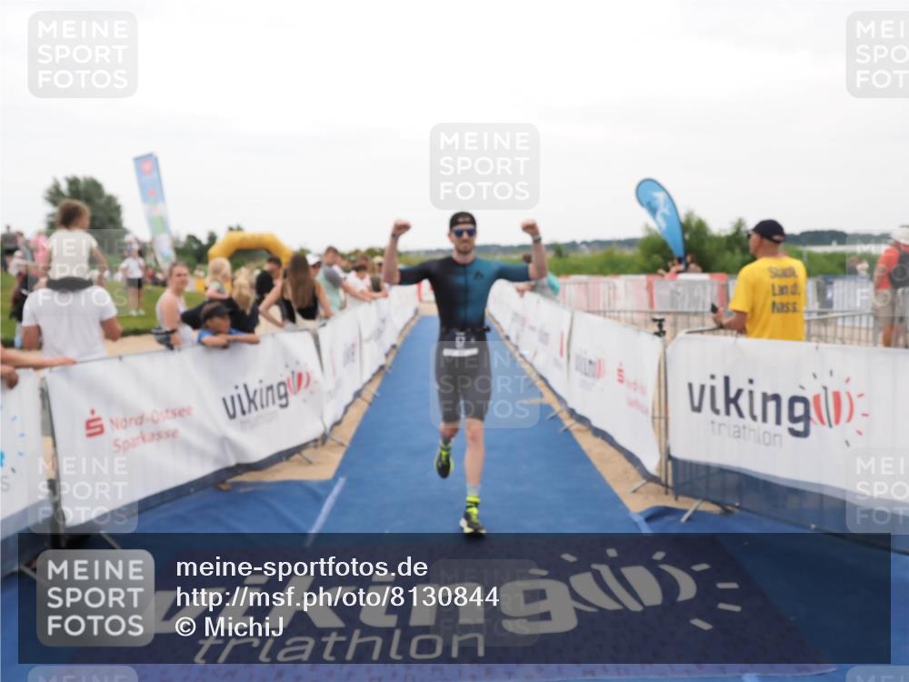 22.06.2025 - Viking Triathlon MichiJ http://msf.ph/oto/8130844 22.06.2025 15:33:51 Ziel 57 meine-sportfotos.de