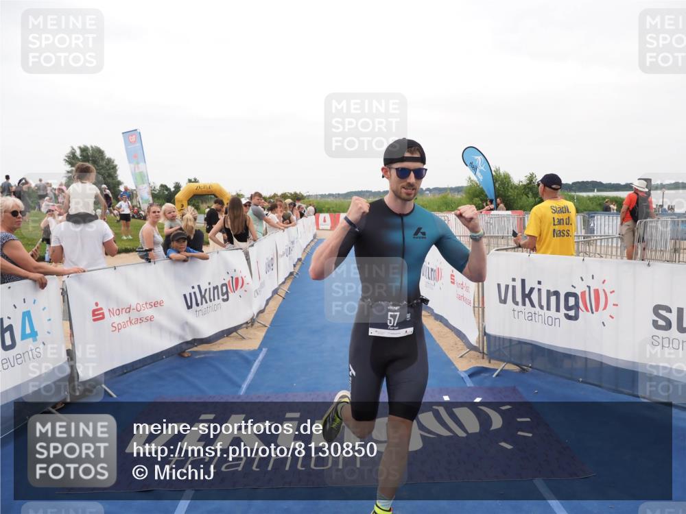 22.06.2025 - Viking Triathlon MichiJ http://msf.ph/oto/8130850 22.06.2025 15:33:51 Ziel 57 meine-sportfotos.de