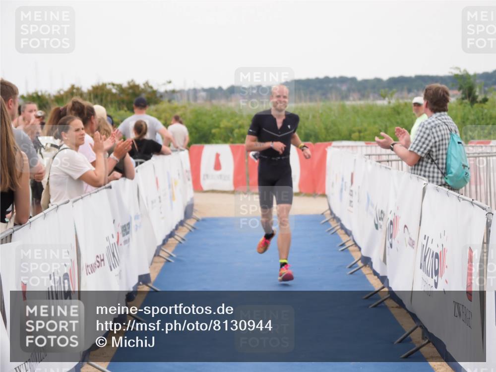 22.06.2025 - Viking Triathlon MichiJ http://msf.ph/oto/8130944 22.06.2025 15:34:31 Ziel 225 meine-sportfotos.de