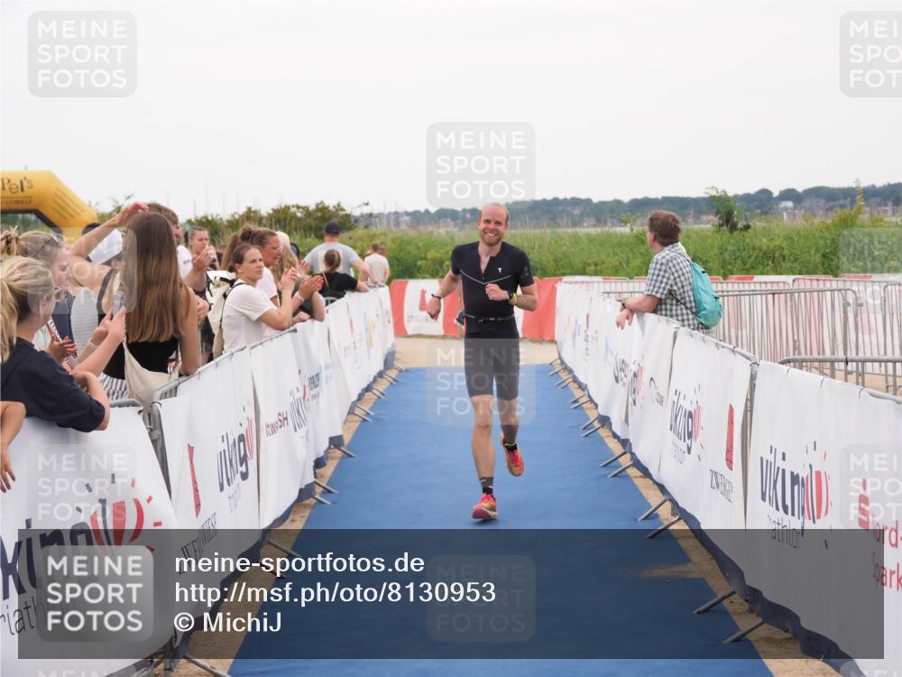 22.06.2025 - Viking Triathlon MichiJ http://msf.ph/oto/8130953 22.06.2025 15:34:32 Ziel 225 meine-sportfotos.de
