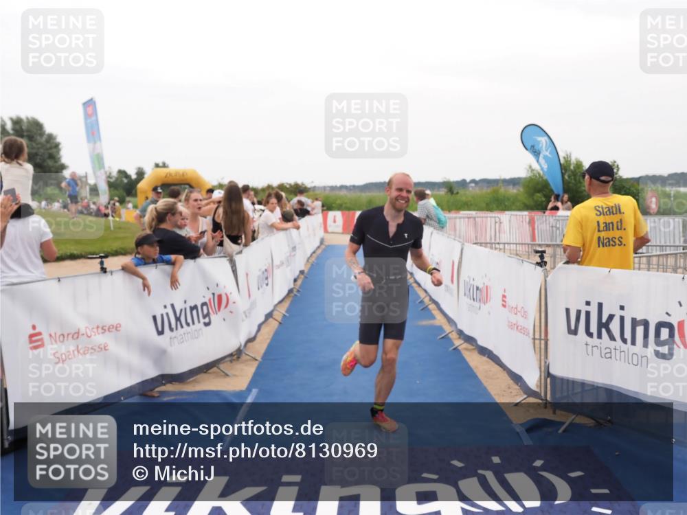 22.06.2025 - Viking Triathlon MichiJ http://msf.ph/oto/8130969 22.06.2025 15:34:34 Ziel 225 meine-sportfotos.de