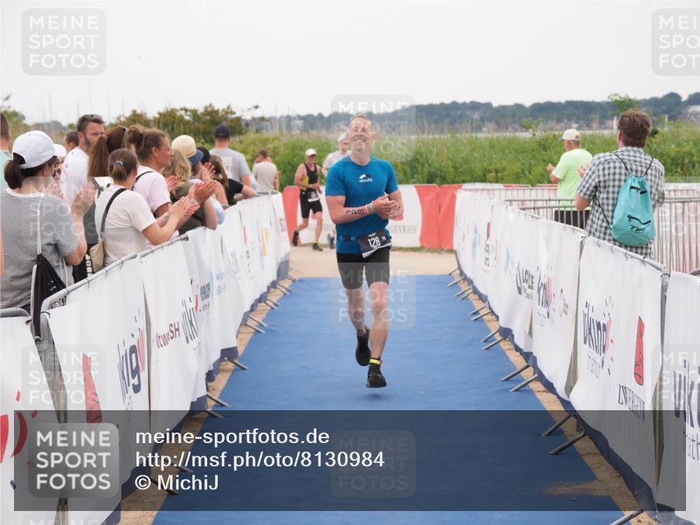 22.06.2025 - Viking Triathlon MichiJ http://msf.ph/oto/8130984 22.06.2025 15:34:52 Ziel 128 meine-sportfotos.de