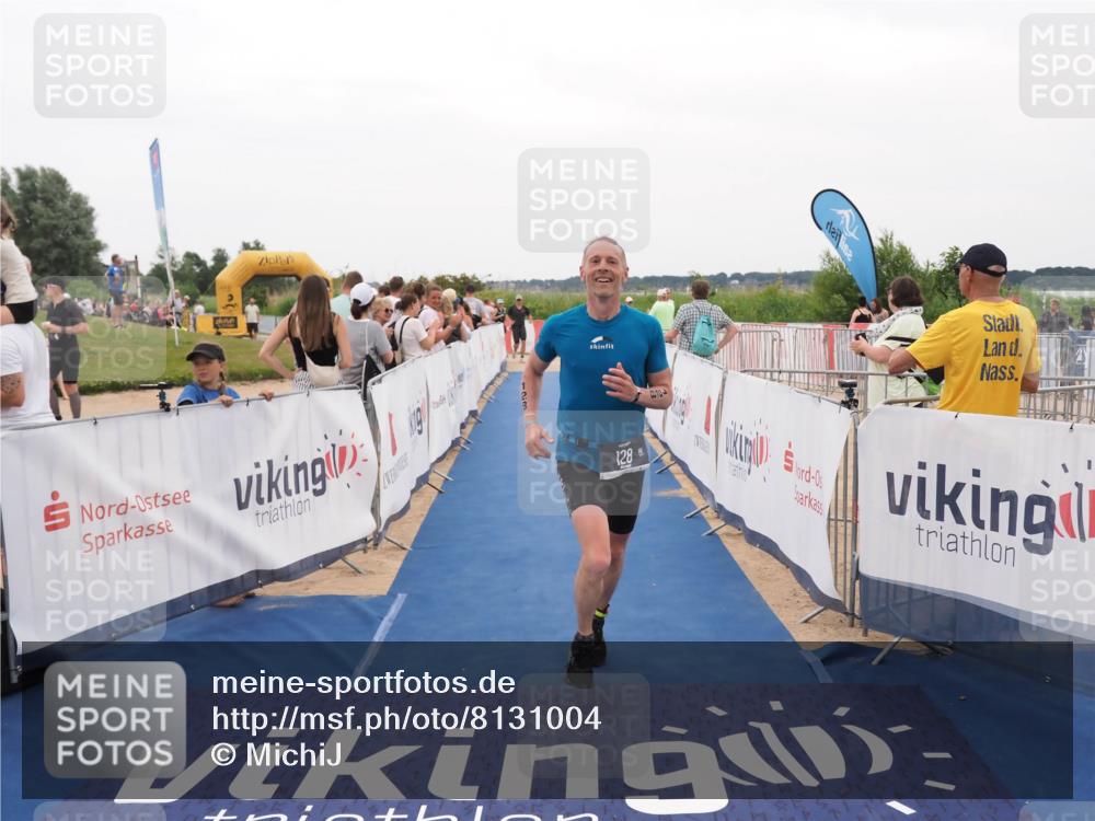 22.06.2025 - Viking Triathlon MichiJ http://msf.ph/oto/8131004 22.06.2025 15:34:55 Ziel 128 meine-sportfotos.de