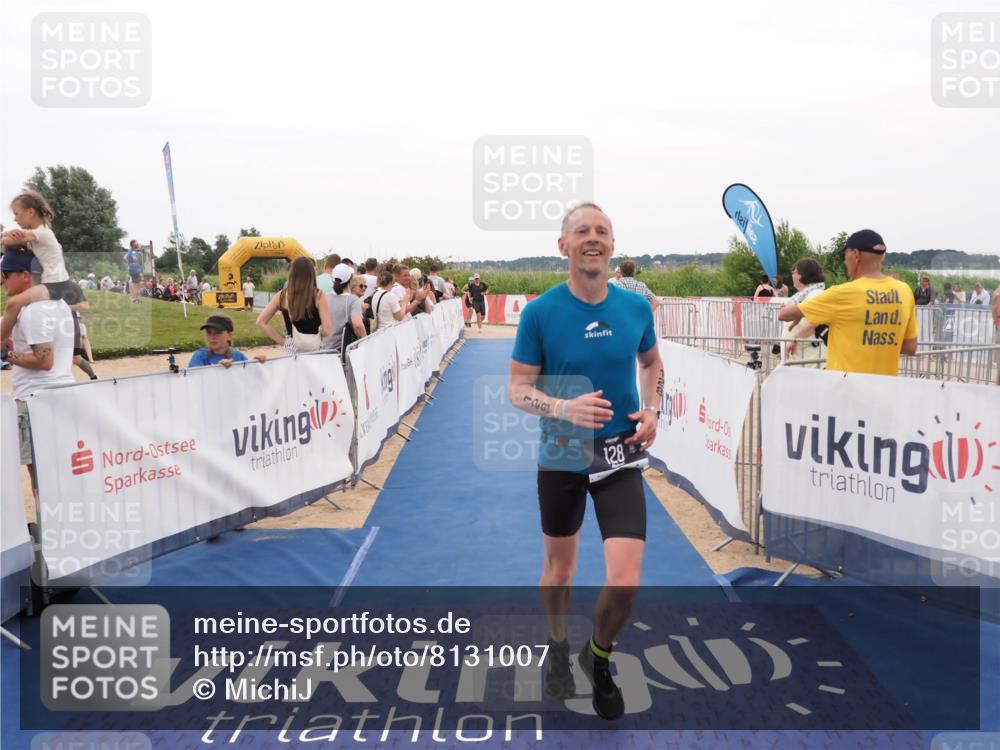 22.06.2025 - Viking Triathlon MichiJ http://msf.ph/oto/8131007 22.06.2025 15:34:55 Ziel 128 meine-sportfotos.de