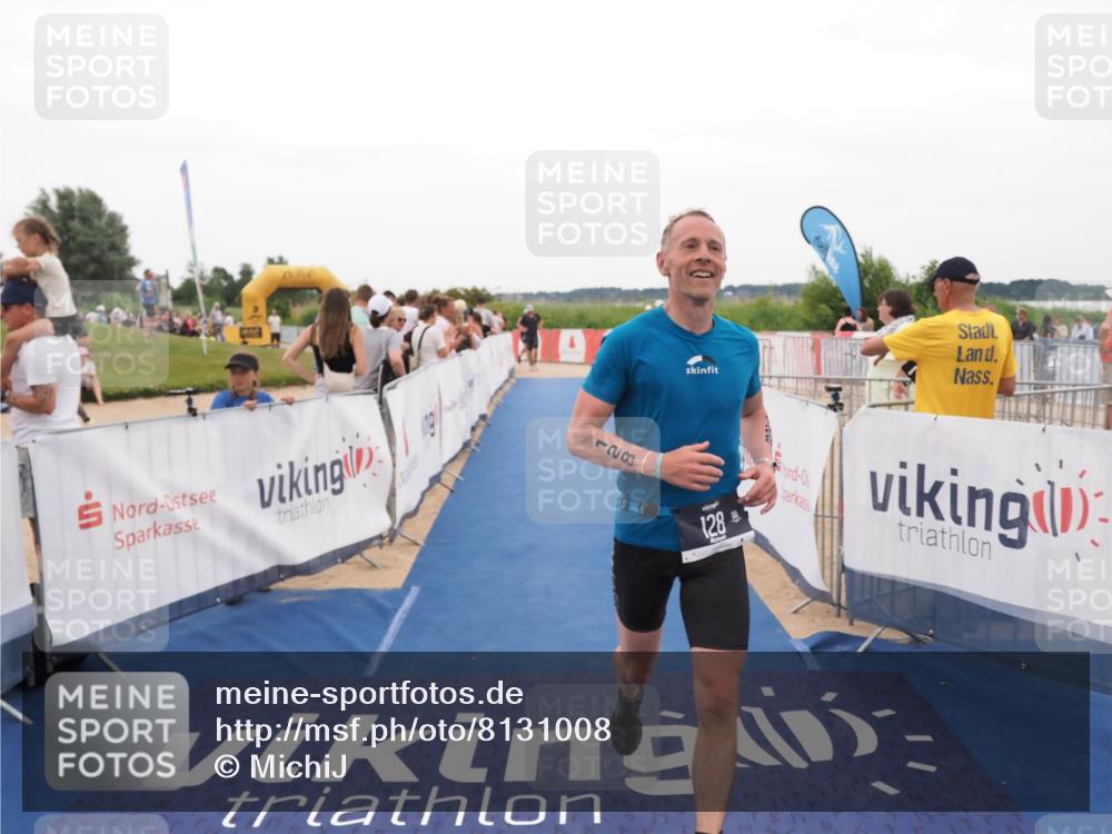 22.06.2025 - Viking Triathlon MichiJ http://msf.ph/oto/8131008 22.06.2025 15:34:55 Ziel 128 meine-sportfotos.de