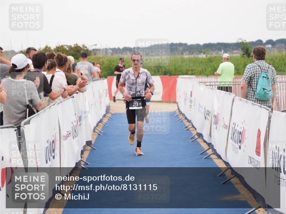 22.06.2025 - Viking Triathlon MichiJ http://msf.ph/oto/8131115 22.06.2025 15:35:18 Ziel 273, 324 meine-sportfotos.de