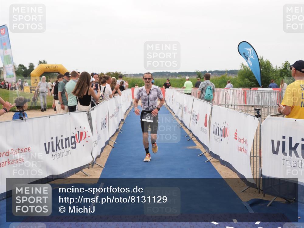 22.06.2025 - Viking Triathlon MichiJ http://msf.ph/oto/8131129 22.06.2025 15:35:20 Ziel 273, 324 meine-sportfotos.de