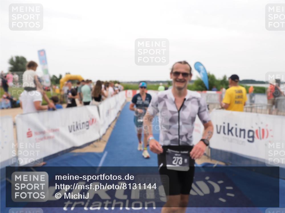22.06.2025 - Viking Triathlon MichiJ http://msf.ph/oto/8131144 22.06.2025 15:35:21 Ziel 273, 324 meine-sportfotos.de
