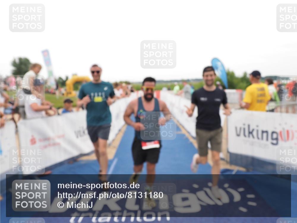 22.06.2025 - Viking Triathlon MichiJ http://msf.ph/oto/8131180 22.06.2025 15:35:33 Ziel 609 meine-sportfotos.de