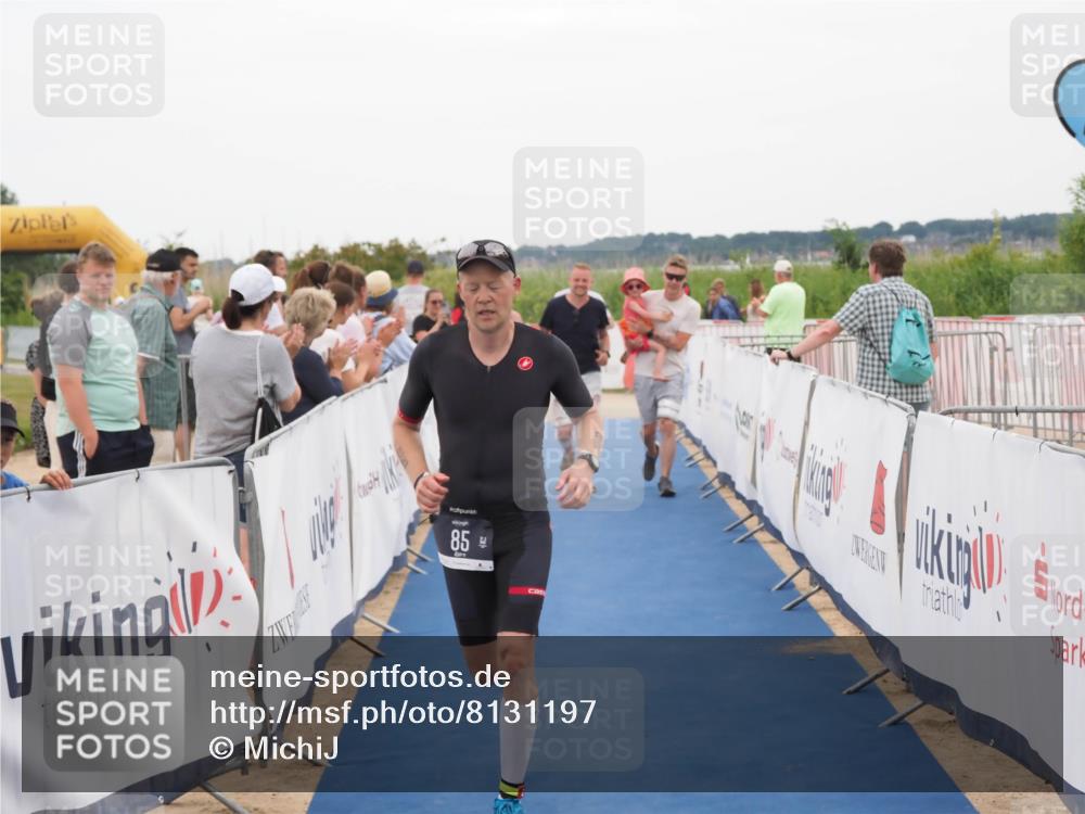 22.06.2025 - Viking Triathlon MichiJ http://msf.ph/oto/8131197 22.06.2025 15:35:45 Ziel 85, 150, 608 meine-sportfotos.de