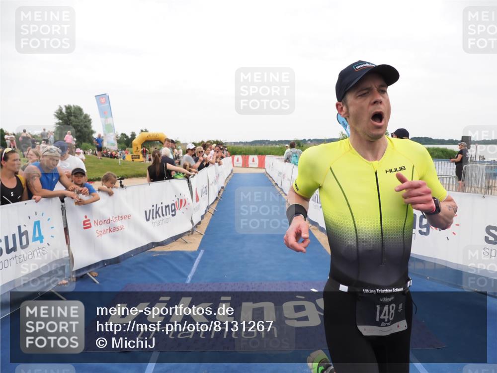 22.06.2025 - Viking Triathlon MichiJ http://msf.ph/oto/8131267 22.06.2025 15:36:49 Ziel 148 meine-sportfotos.de