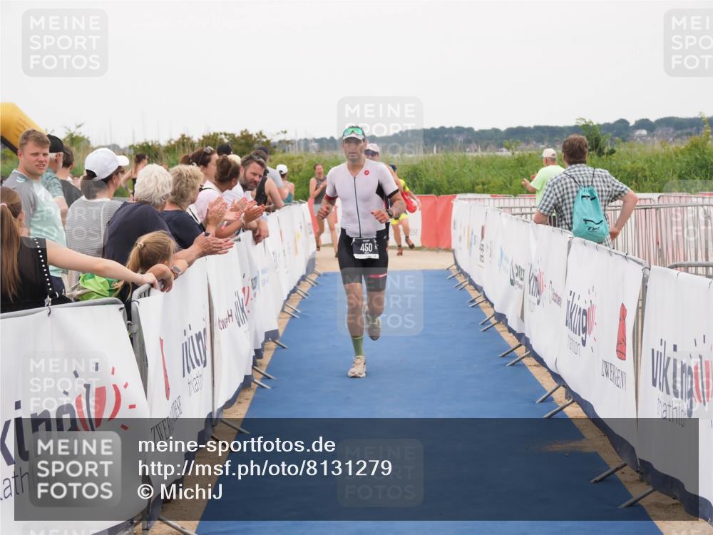 22.06.2025 - Viking Triathlon MichiJ http://msf.ph/oto/8131279 22.06.2025 15:37:01 Ziel 450, 480, 659 meine-sportfotos.de