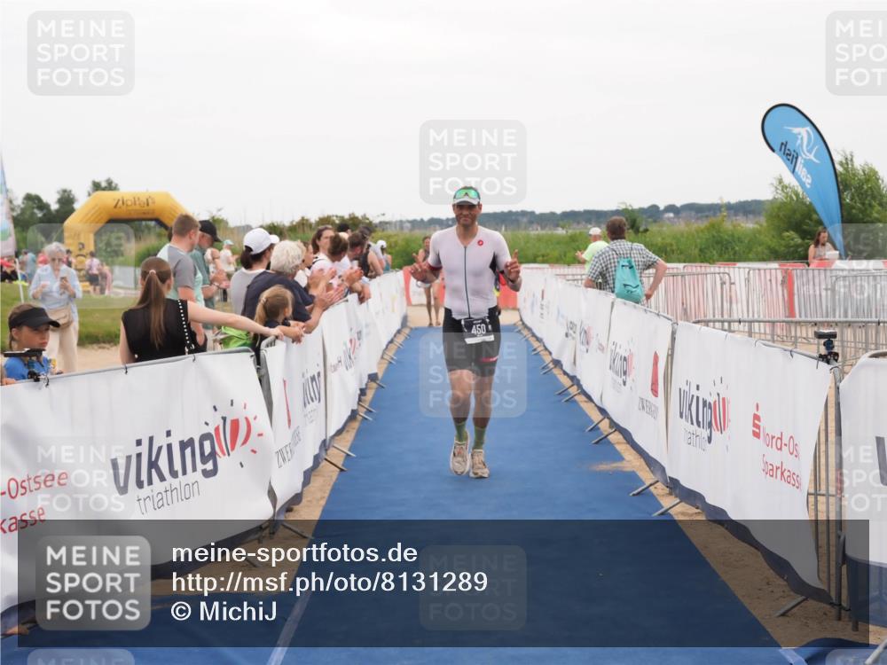 22.06.2025 - Viking Triathlon MichiJ http://msf.ph/oto/8131289 22.06.2025 15:37:02 Ziel 450, 480, 659 meine-sportfotos.de