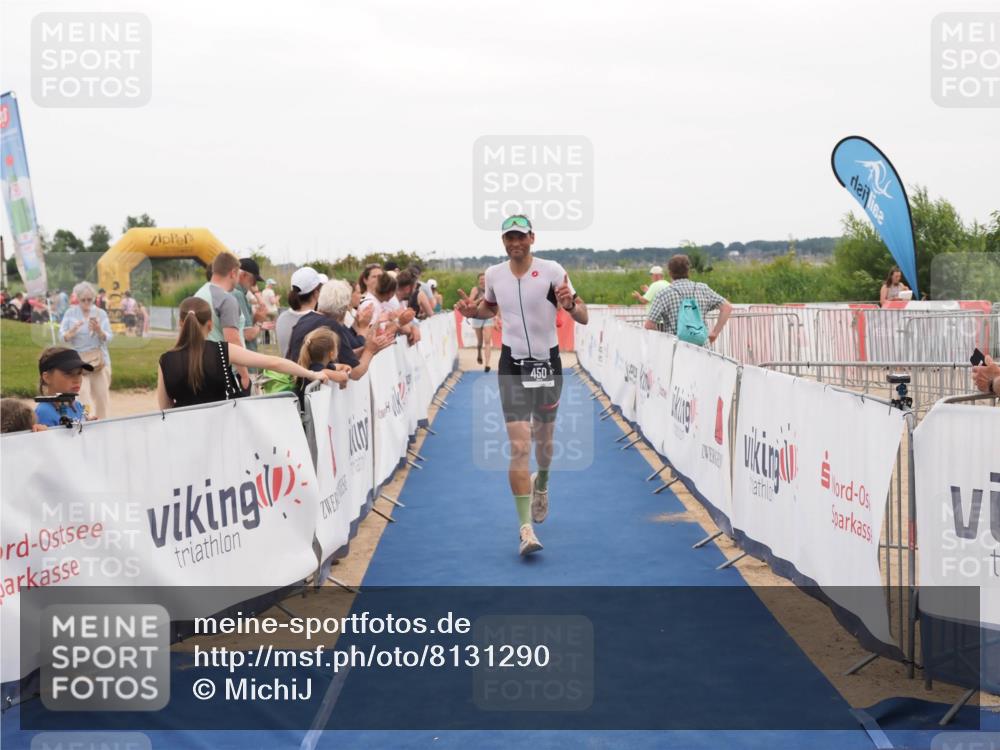 22.06.2025 - Viking Triathlon MichiJ http://msf.ph/oto/8131290 22.06.2025 15:37:02 Ziel 450, 480, 659 meine-sportfotos.de
