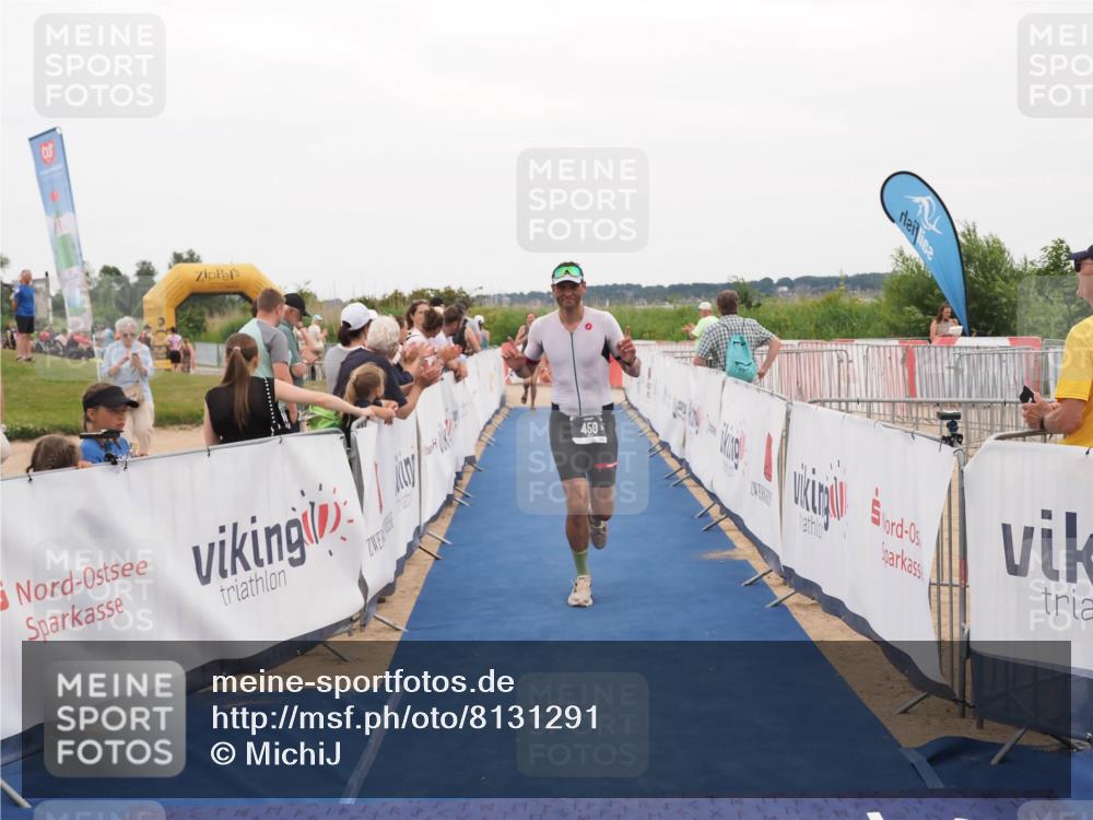 22.06.2025 - Viking Triathlon MichiJ http://msf.ph/oto/8131291 22.06.2025 15:37:02 Ziel 450, 480, 659 meine-sportfotos.de