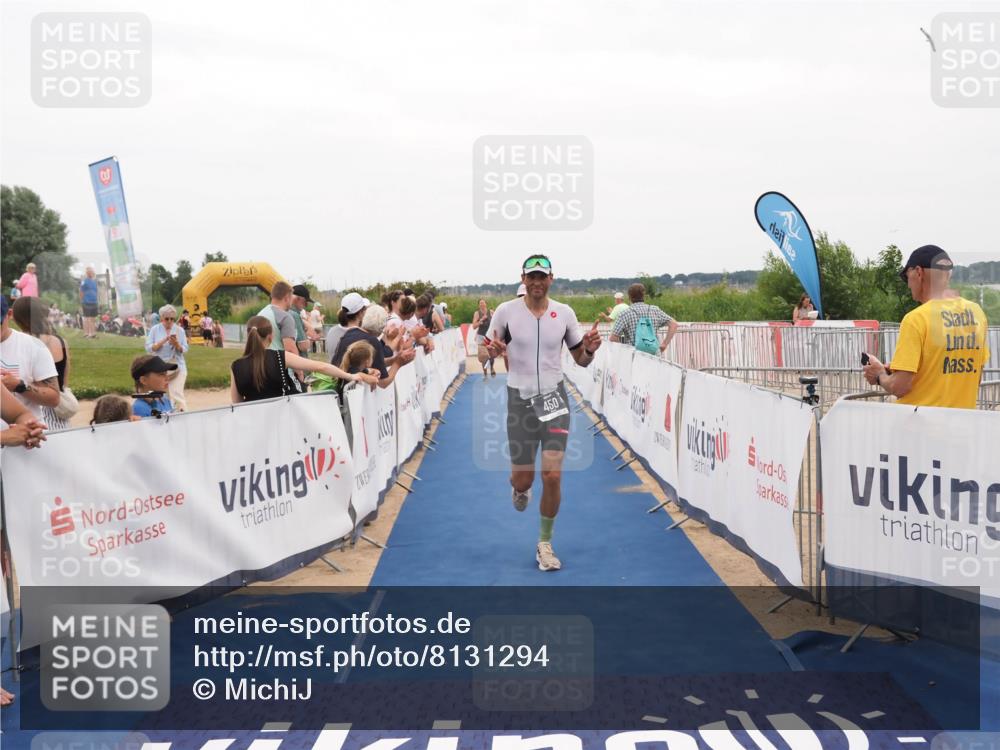 22.06.2025 - Viking Triathlon MichiJ http://msf.ph/oto/8131294 22.06.2025 15:37:03 Ziel 450, 480, 659 meine-sportfotos.de