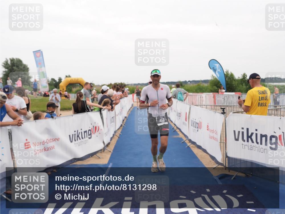 22.06.2025 - Viking Triathlon MichiJ http://msf.ph/oto/8131298 22.06.2025 15:37:03 Ziel 450, 480, 659 meine-sportfotos.de