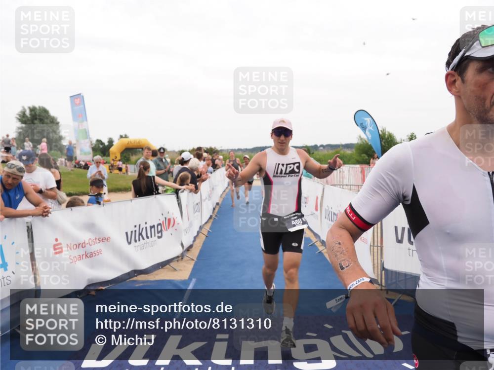 22.06.2025 - Viking Triathlon MichiJ http://msf.ph/oto/8131310 22.06.2025 15:37:05 Ziel 450, 480, 659 meine-sportfotos.de