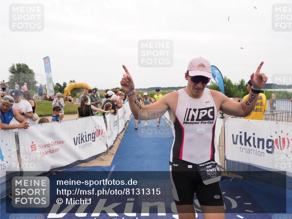 22.06.2025 - Viking Triathlon MichiJ http://msf.ph/oto/8131315 22.06.2025 15:37:05 Ziel 450, 480, 659 meine-sportfotos.de