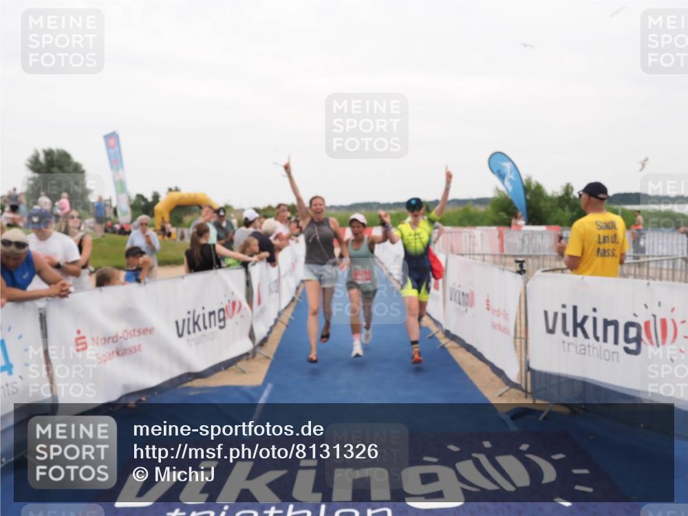 22.06.2025 - Viking Triathlon MichiJ http://msf.ph/oto/8131326 22.06.2025 15:37:07 Ziel 450, 480, 659 meine-sportfotos.de