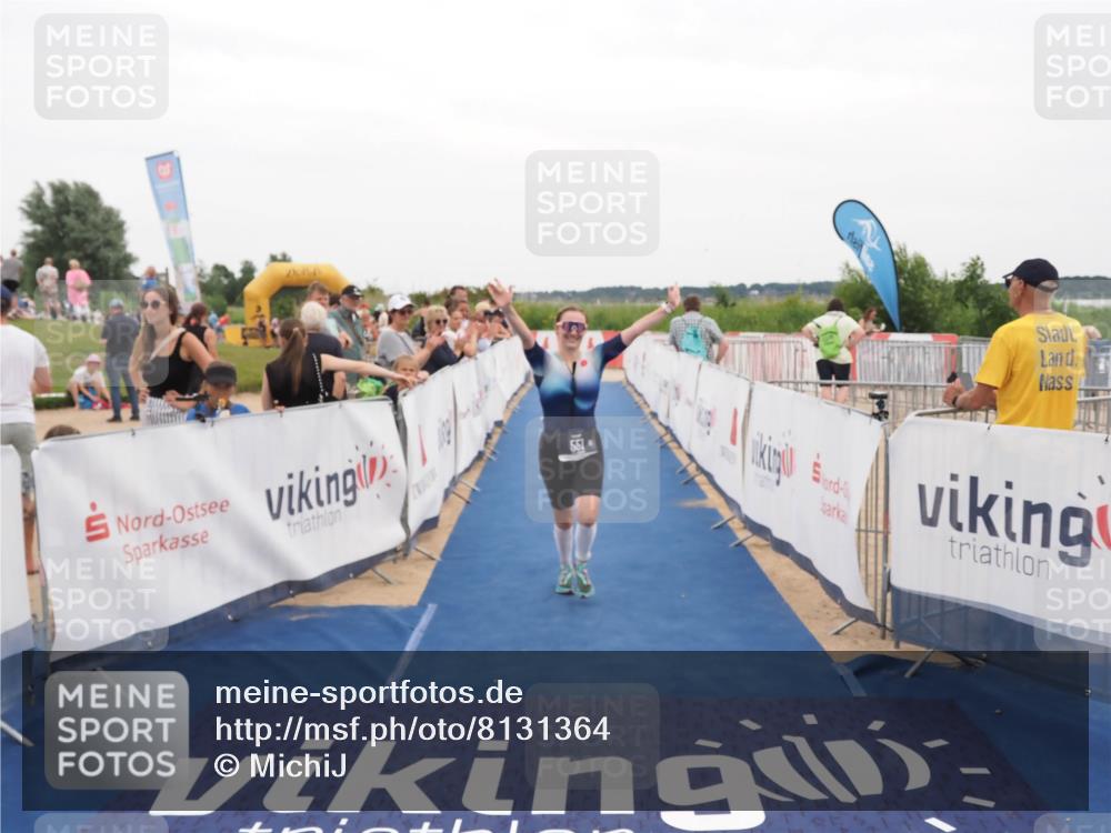 22.06.2025 - Viking Triathlon MichiJ http://msf.ph/oto/8131364 22.06.2025 15:37:39 Ziel 551 meine-sportfotos.de
