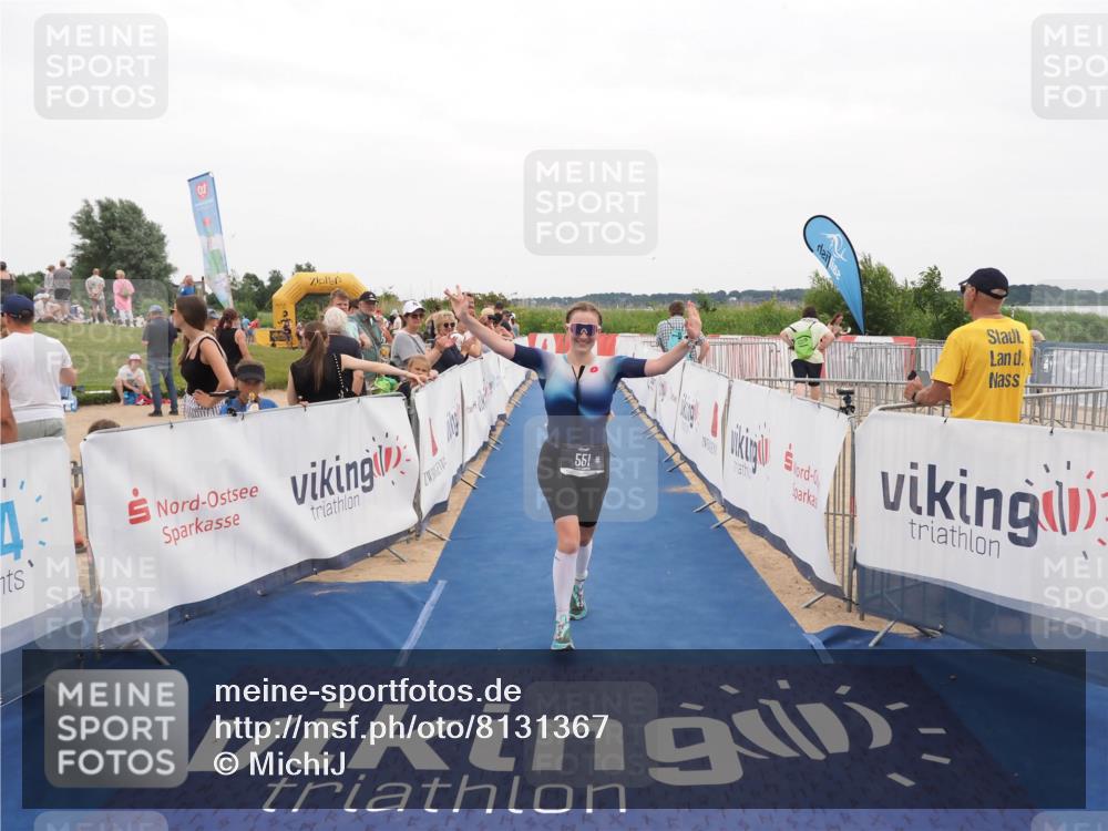 22.06.2025 - Viking Triathlon MichiJ http://msf.ph/oto/8131367 22.06.2025 15:37:39 Ziel 551 meine-sportfotos.de