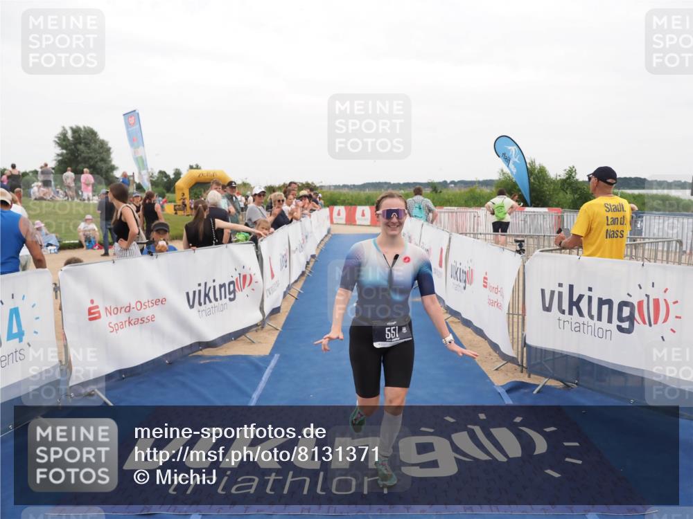 22.06.2025 - Viking Triathlon MichiJ http://msf.ph/oto/8131371 22.06.2025 15:37:39 Ziel 551 meine-sportfotos.de