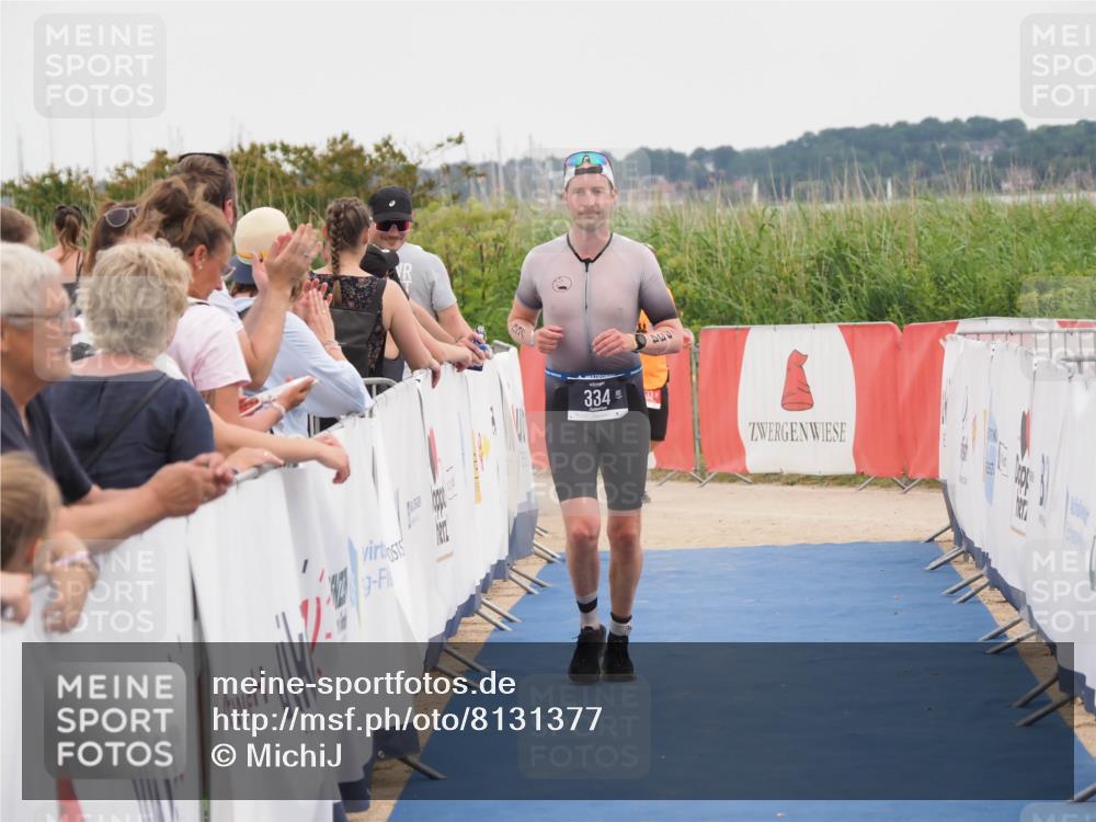 22.06.2025 - Viking Triathlon MichiJ http://msf.ph/oto/8131377 22.06.2025 15:38:17 Ziel 334 meine-sportfotos.de