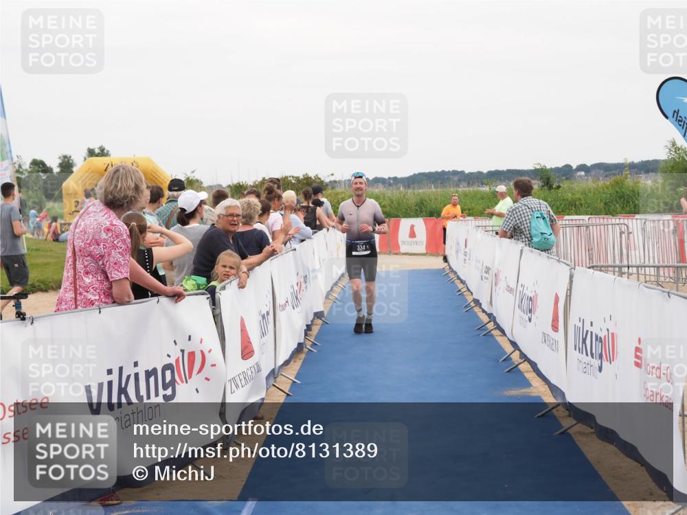 22.06.2025 - Viking Triathlon MichiJ http://msf.ph/oto/8131389 22.06.2025 15:38:18 Ziel 334 meine-sportfotos.de