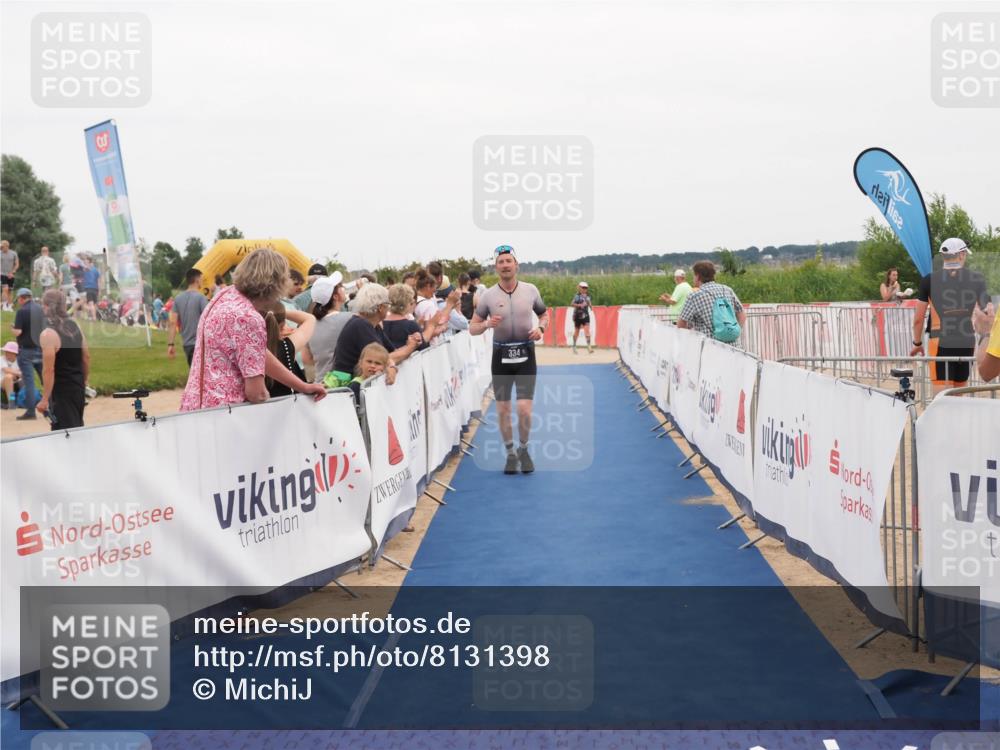 22.06.2025 - Viking Triathlon MichiJ http://msf.ph/oto/8131398 22.06.2025 15:38:20 Ziel 334 meine-sportfotos.de