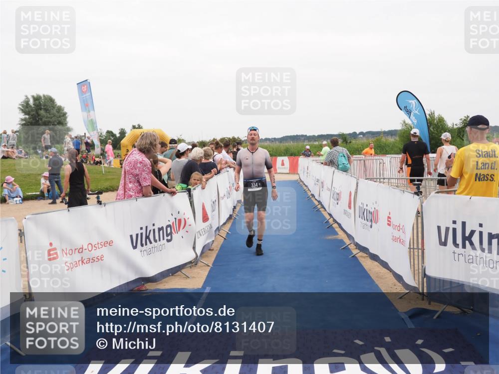 22.06.2025 - Viking Triathlon MichiJ http://msf.ph/oto/8131407 22.06.2025 15:38:21 Ziel 334 meine-sportfotos.de