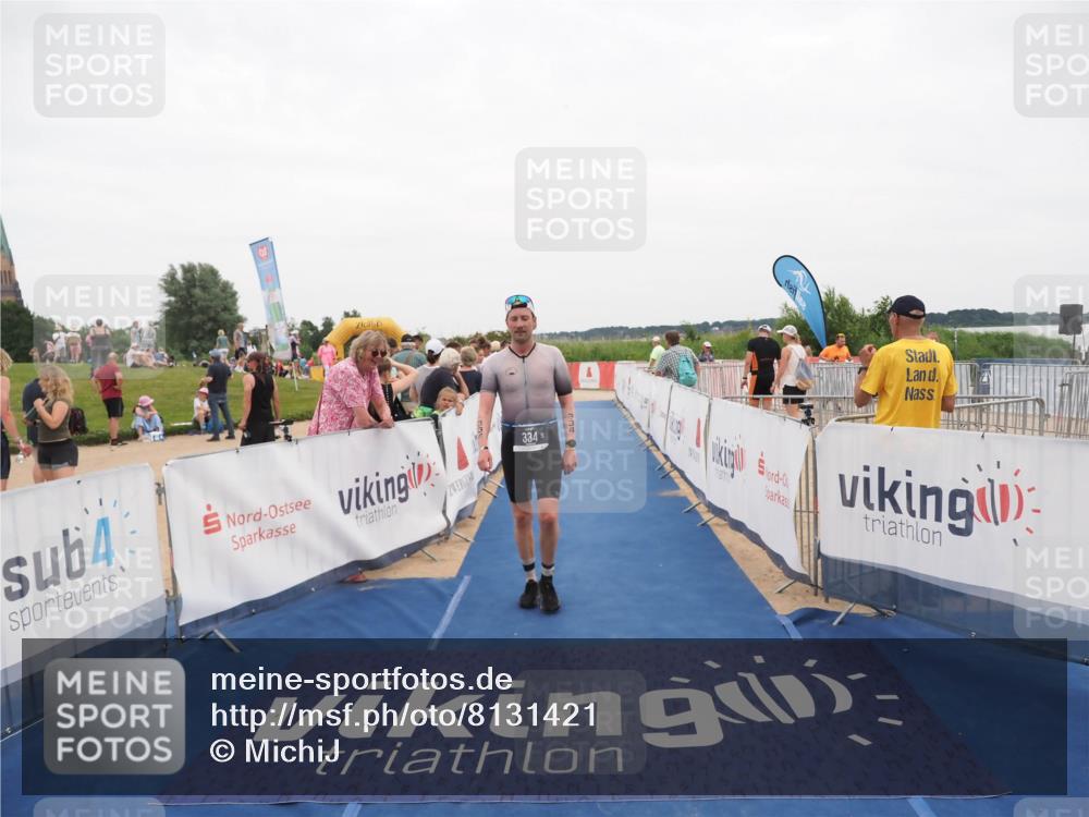 22.06.2025 - Viking Triathlon MichiJ http://msf.ph/oto/8131421 22.06.2025 15:38:22 Ziel 334 meine-sportfotos.de