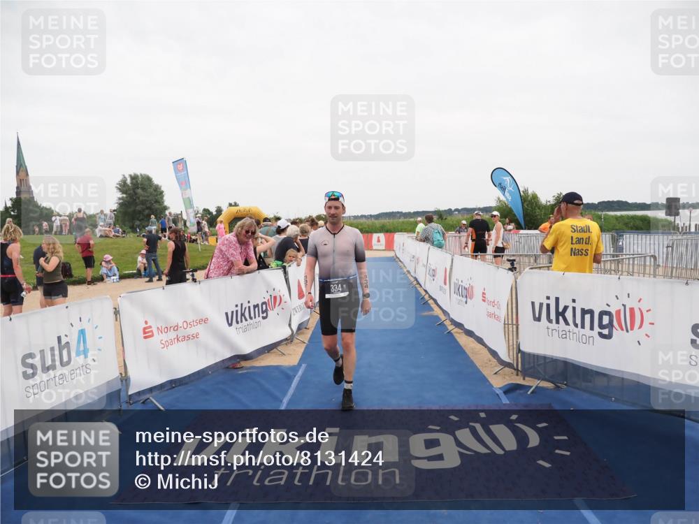 22.06.2025 - Viking Triathlon MichiJ http://msf.ph/oto/8131424 22.06.2025 15:38:23 Ziel 334 meine-sportfotos.de