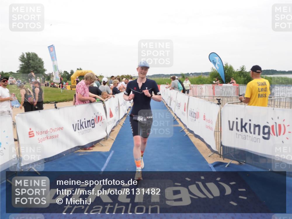 22.06.2025 - Viking Triathlon MichiJ http://msf.ph/oto/8131482 22.06.2025 15:38:58 Ziel 194 meine-sportfotos.de