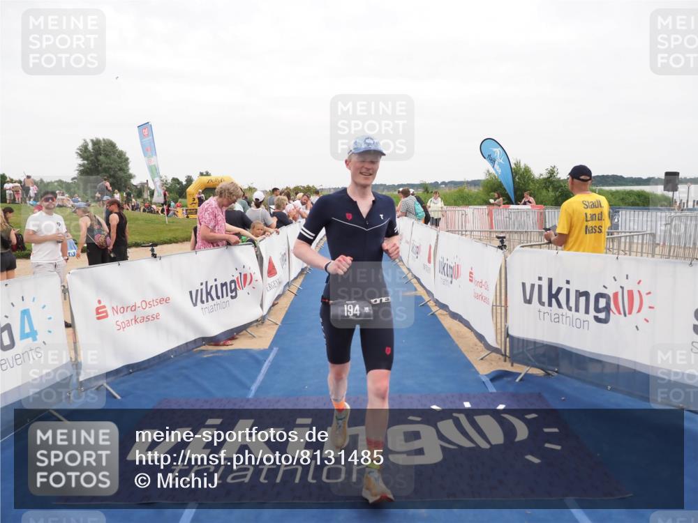 22.06.2025 - Viking Triathlon MichiJ http://msf.ph/oto/8131485 22.06.2025 15:38:58 Ziel 194 meine-sportfotos.de