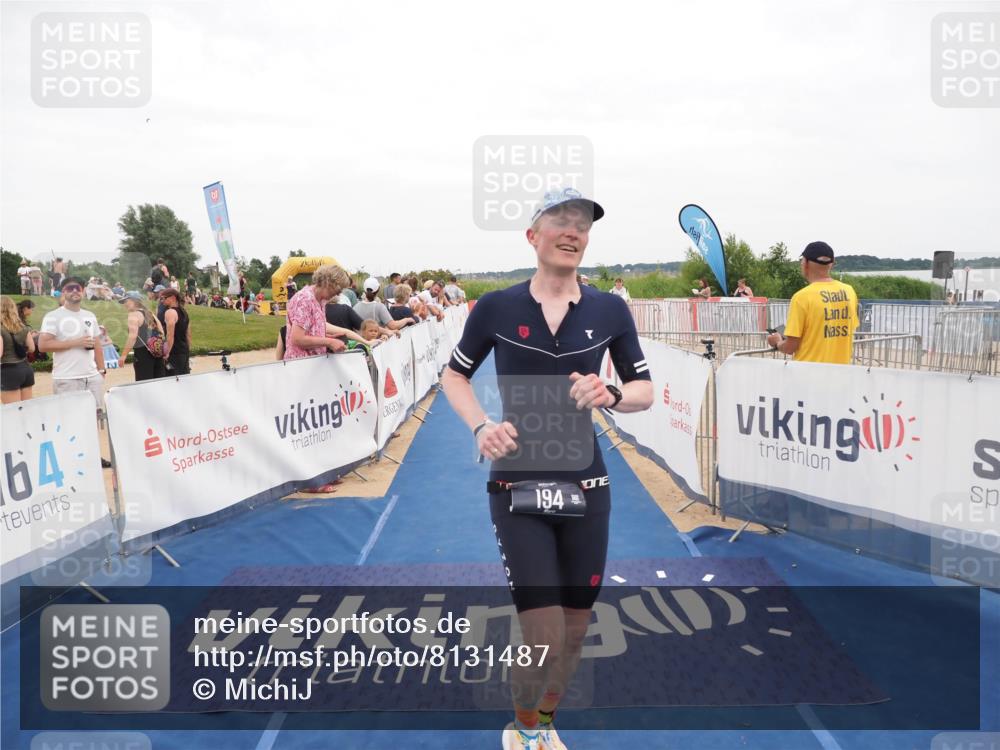 22.06.2025 - Viking Triathlon MichiJ http://msf.ph/oto/8131487 22.06.2025 15:38:59 Ziel 194 meine-sportfotos.de