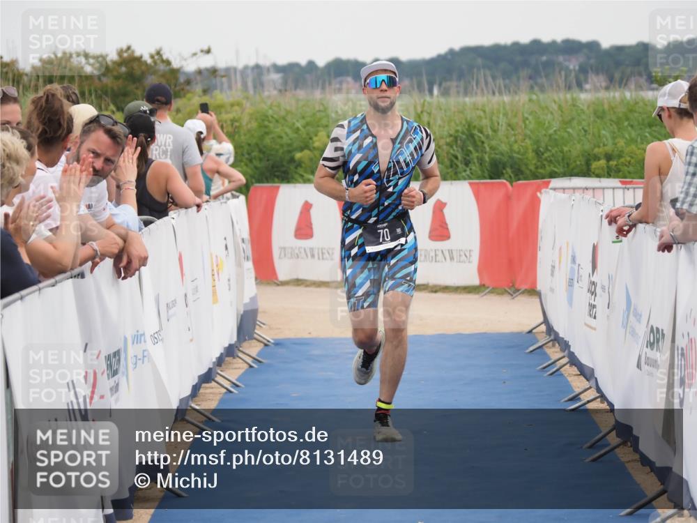 22.06.2025 - Viking Triathlon MichiJ http://msf.ph/oto/8131489 22.06.2025 15:39:06 Ziel 70 meine-sportfotos.de
