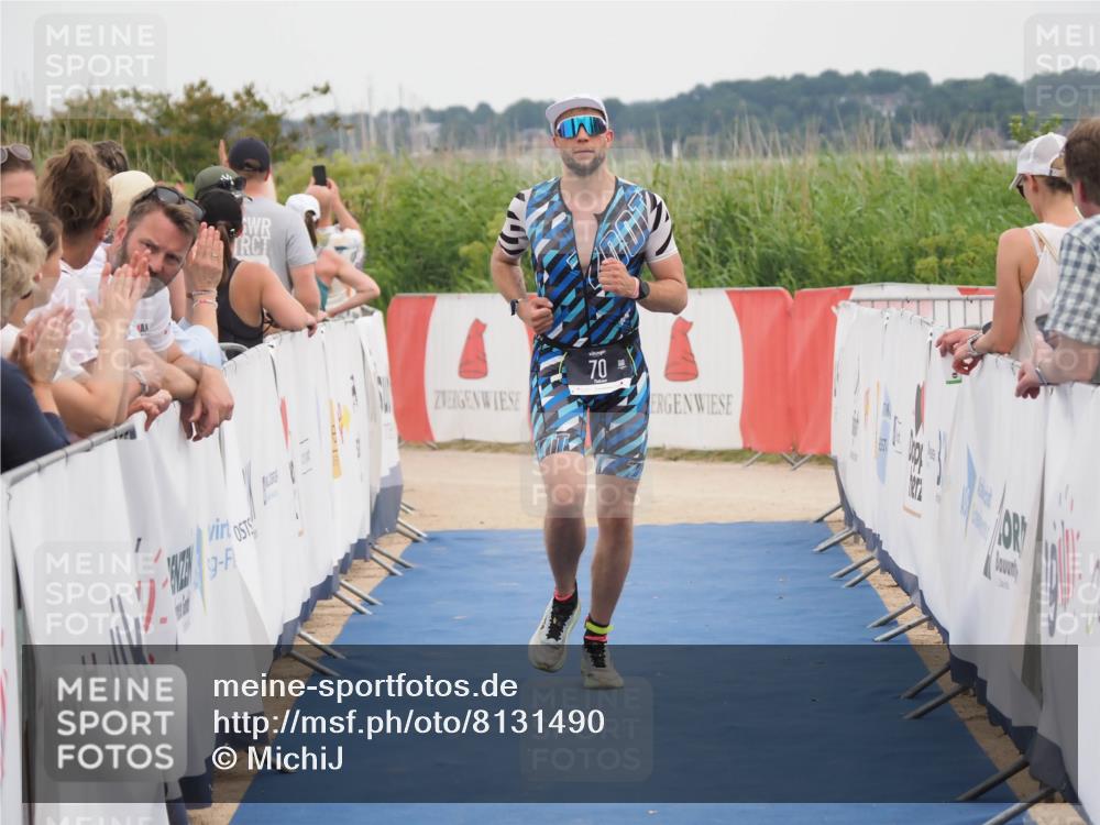 22.06.2025 - Viking Triathlon MichiJ http://msf.ph/oto/8131490 22.06.2025 15:39:06 Ziel 70 meine-sportfotos.de