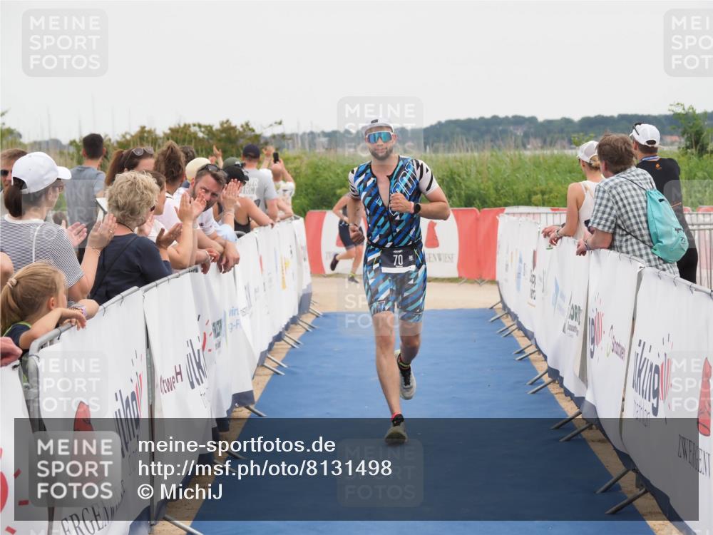 22.06.2025 - Viking Triathlon MichiJ http://msf.ph/oto/8131498 22.06.2025 15:39:07 Ziel 70 meine-sportfotos.de