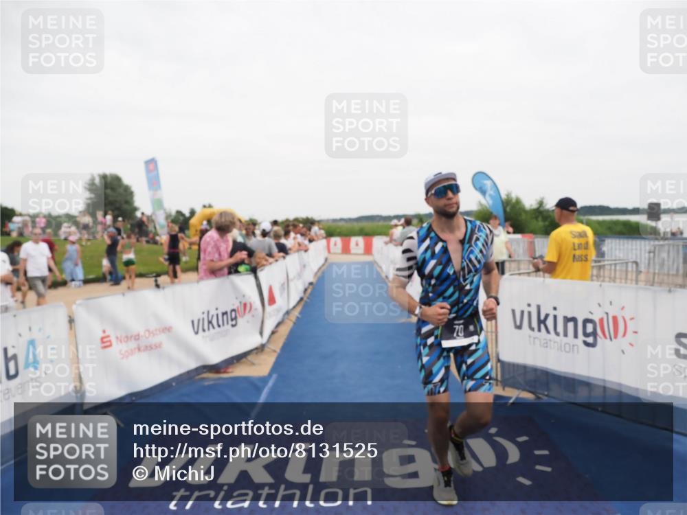 22.06.2025 - Viking Triathlon MichiJ http://msf.ph/oto/8131525 22.06.2025 15:39:10 Ziel 70 meine-sportfotos.de