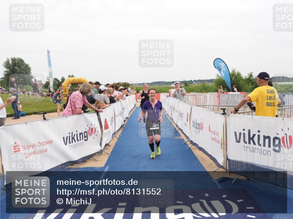 22.06.2025 - Viking Triathlon MichiJ http://msf.ph/oto/8131552 22.06.2025 15:39:27 Ziel 243, 475 meine-sportfotos.de
