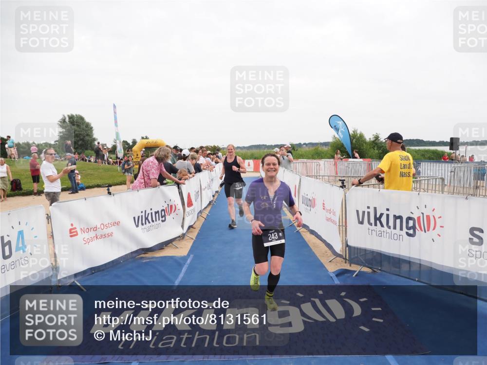 22.06.2025 - Viking Triathlon MichiJ http://msf.ph/oto/8131561 22.06.2025 15:39:28 Ziel 243, 475 meine-sportfotos.de