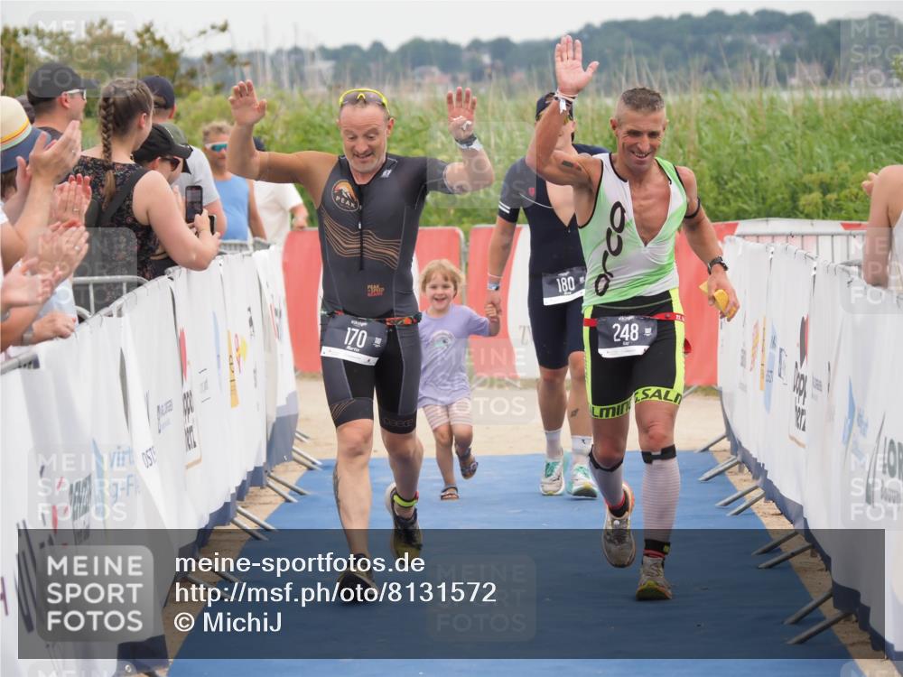22.06.2025 - Viking Triathlon MichiJ http://msf.ph/oto/8131572 22.06.2025 15:39:56 Ziel 170, 180, 248 meine-sportfotos.de