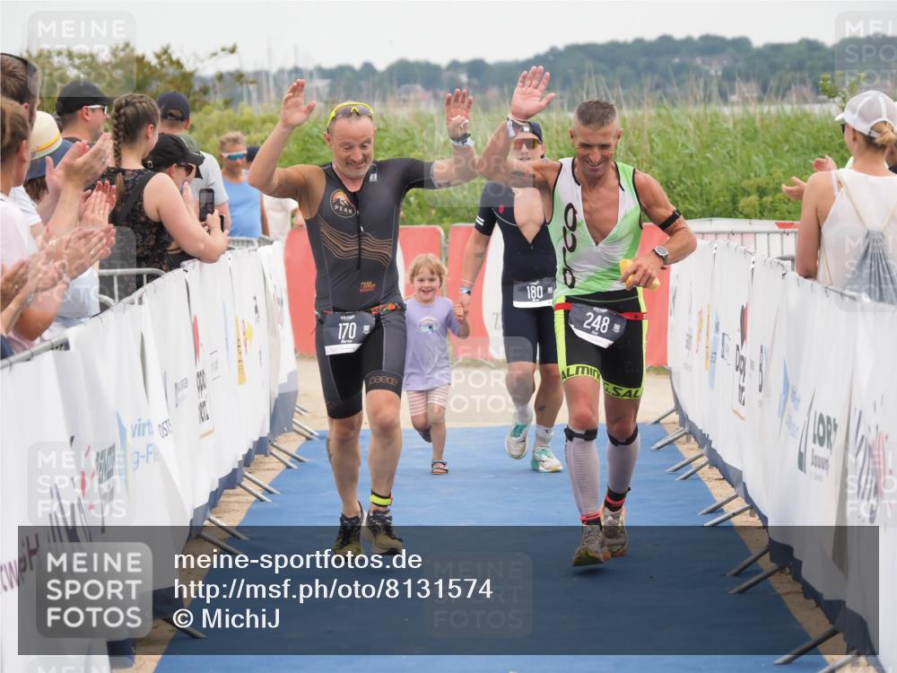 22.06.2025 - Viking Triathlon MichiJ http://msf.ph/oto/8131574 22.06.2025 15:39:57 Ziel 170, 180, 248 meine-sportfotos.de