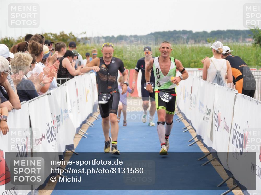 22.06.2025 - Viking Triathlon MichiJ http://msf.ph/oto/8131580 22.06.2025 15:39:57 Ziel 170, 180, 248 meine-sportfotos.de