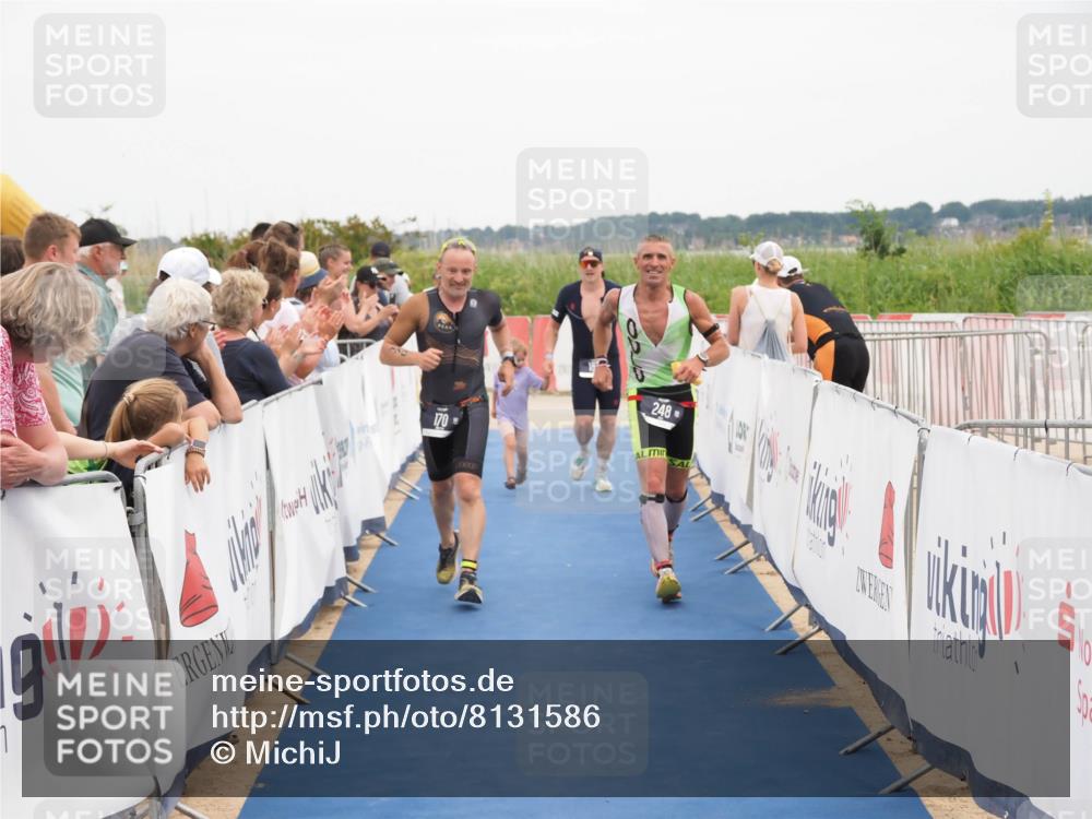 22.06.2025 - Viking Triathlon MichiJ http://msf.ph/oto/8131586 22.06.2025 15:39:58 Ziel 170, 180, 248 meine-sportfotos.de